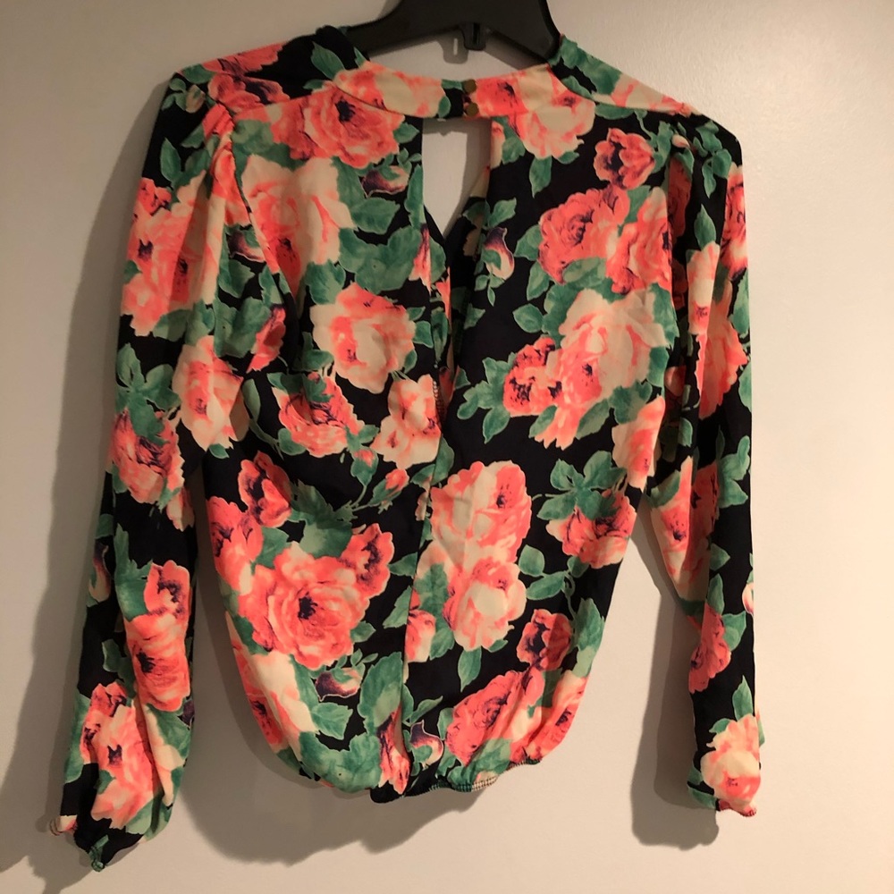 A’gaci Floral Blouse